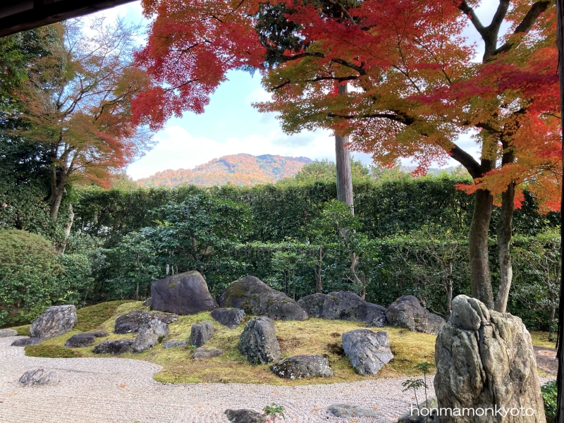 真如堂　書院の庭・大文字山