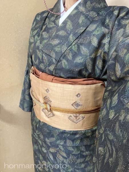 葉っぱお召＋枯れた紬の帯
